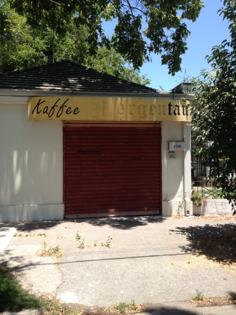 Chile: Ehemaliger Lebensmittelladen "Kaffee Morgentau" der Colonia Dignidad in Santiago - Foto: Quetzal-Redaktion, cs